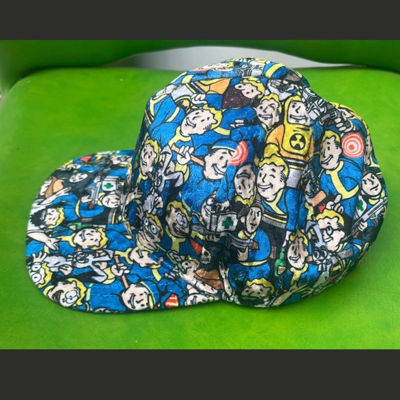 Fallout Vault Boy Velvet Hat Bethesda snapback Hat Never Worn - Picture 3 of 7